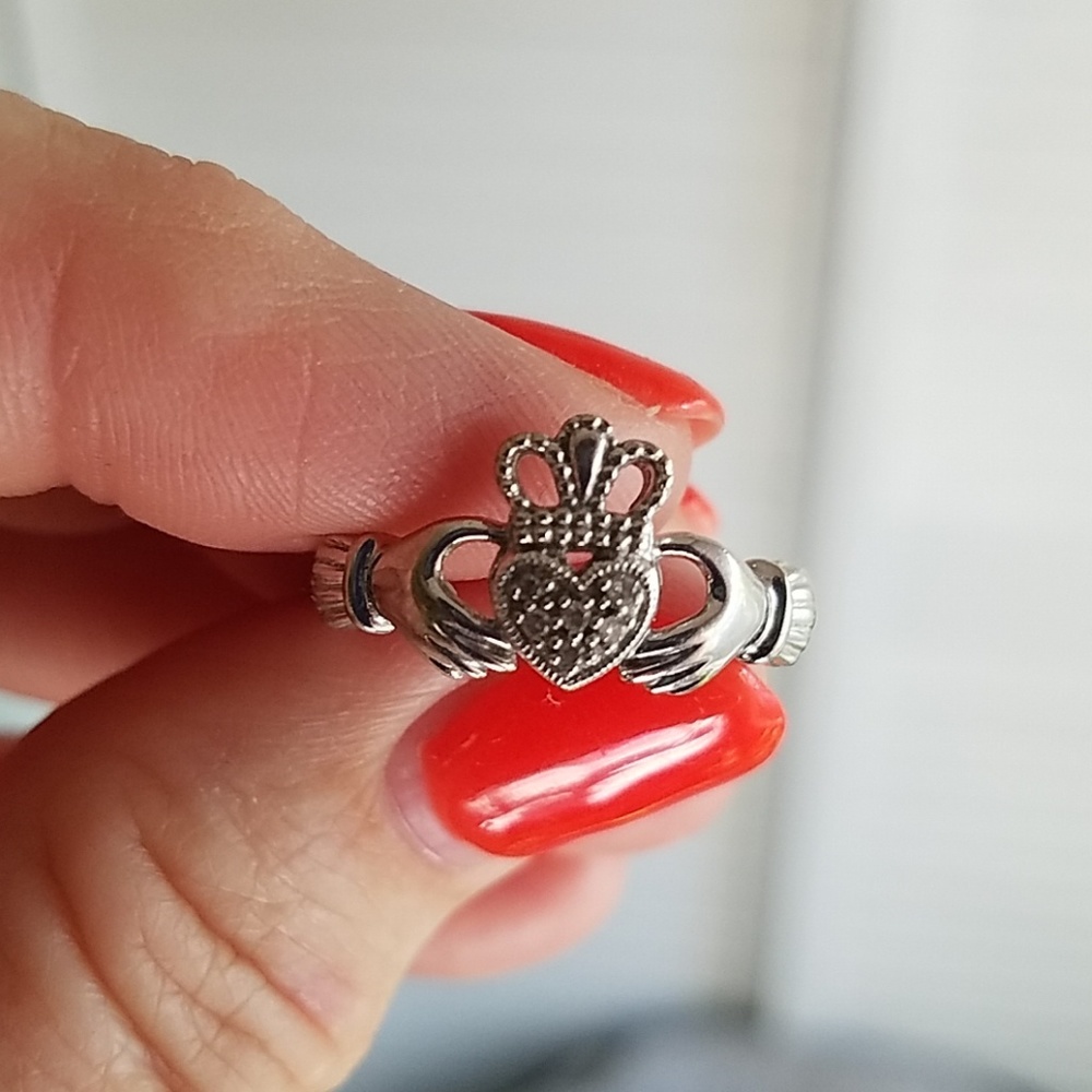 Womens Callaghan Ring - Picture 4 of 4